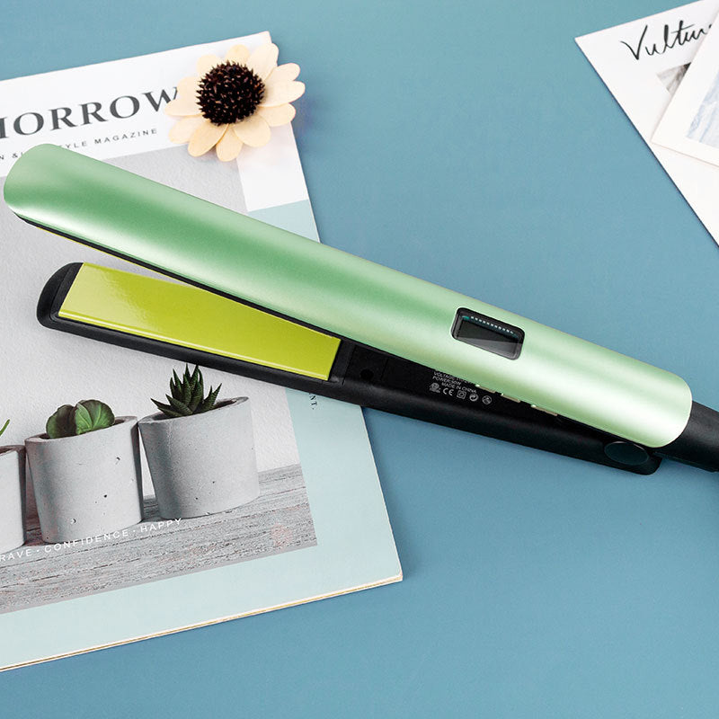 Hair Straightener With Electric Heating LED